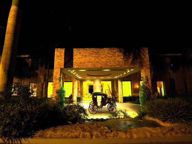Munyonyo Commonwealth Resort Kampala Bagian luar foto