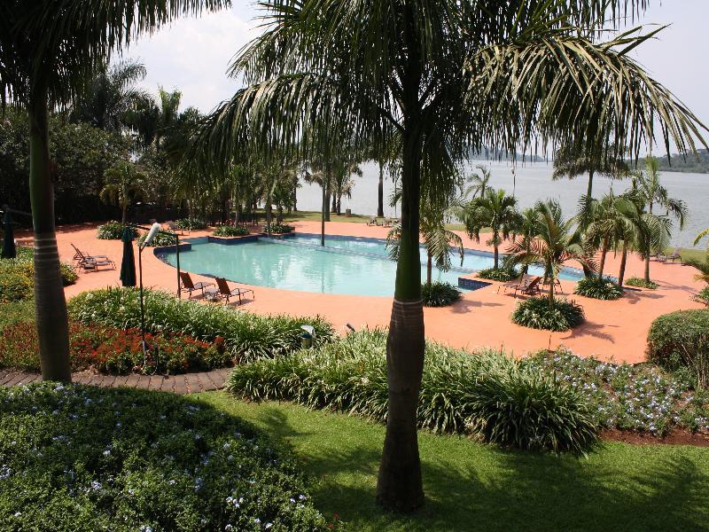 Munyonyo Commonwealth Resort Kampala Bagian luar foto